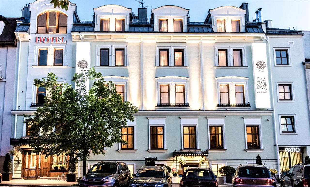 Hotel Pod Zlota Roza 키엘체 외부 사진