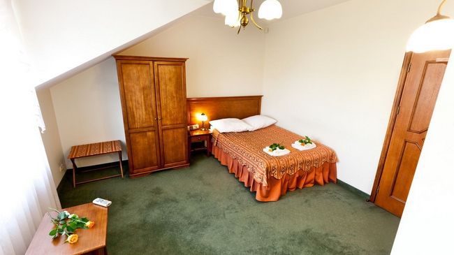 Hotel Pod Zlota Roza 키엘체 객실 사진